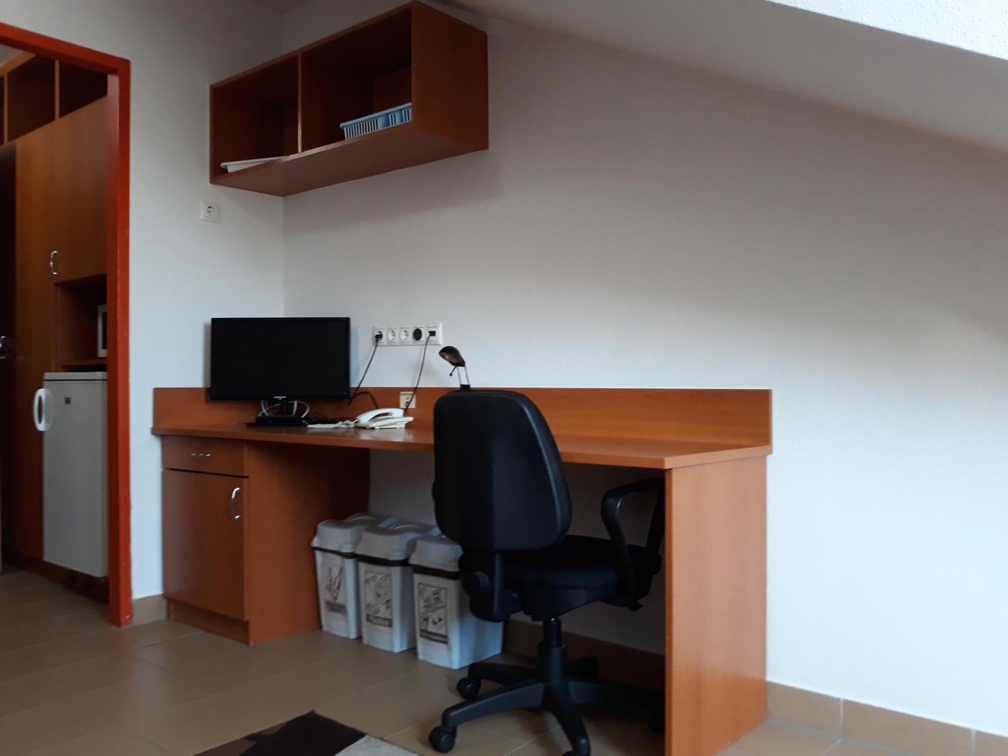 דברצן Auguszta Hotel מראה חיצוני תמונה