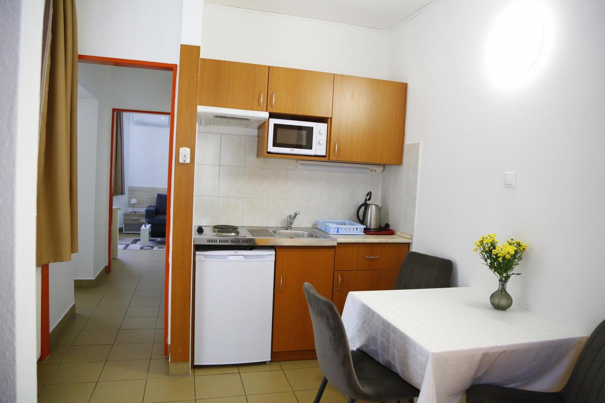דברצן Auguszta Hotel מראה חיצוני תמונה